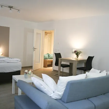 Bed & Breakfast Claro Garni