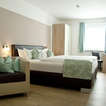 Claro Garni Bed and breakfast