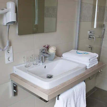 Bed and breakfast Claro Garni Eitting